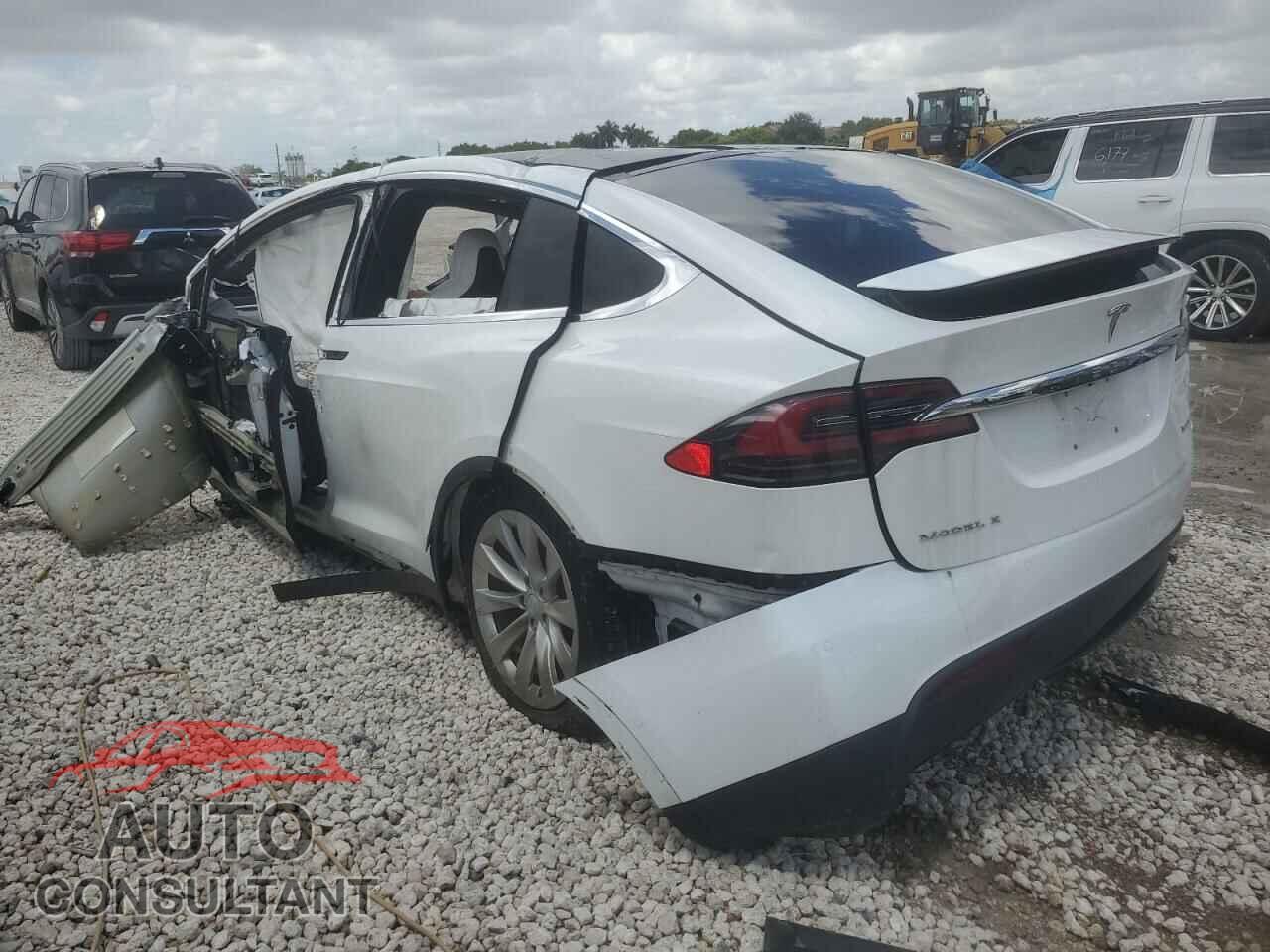 TESLA MODEL X 2017 - 5YJXCAE21HF078564