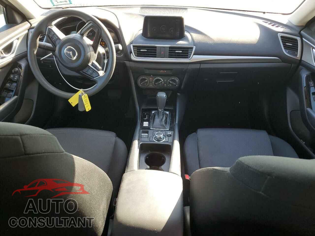 MAZDA 3 2017 - 3MZBN1U74HM134670