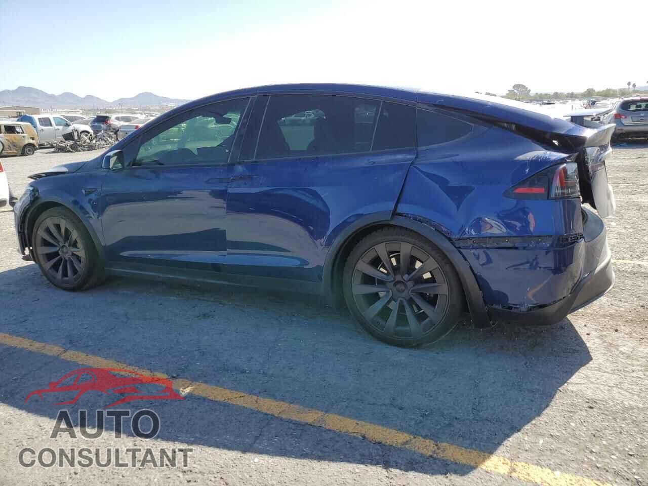 TESLA MODEL X 2022 - 7SAXCBE60NF334071