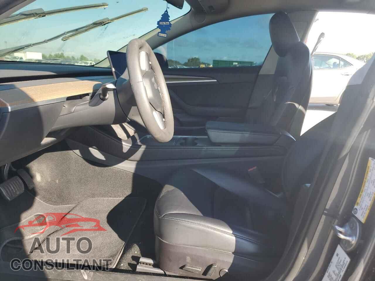 TESLA MODEL 3 2022 - 5YJ3E1EA1NF144090