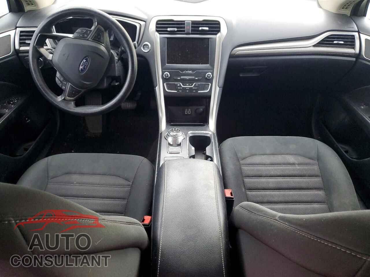 FORD FUSION 2019 - 3FA6P0LU9KR183895