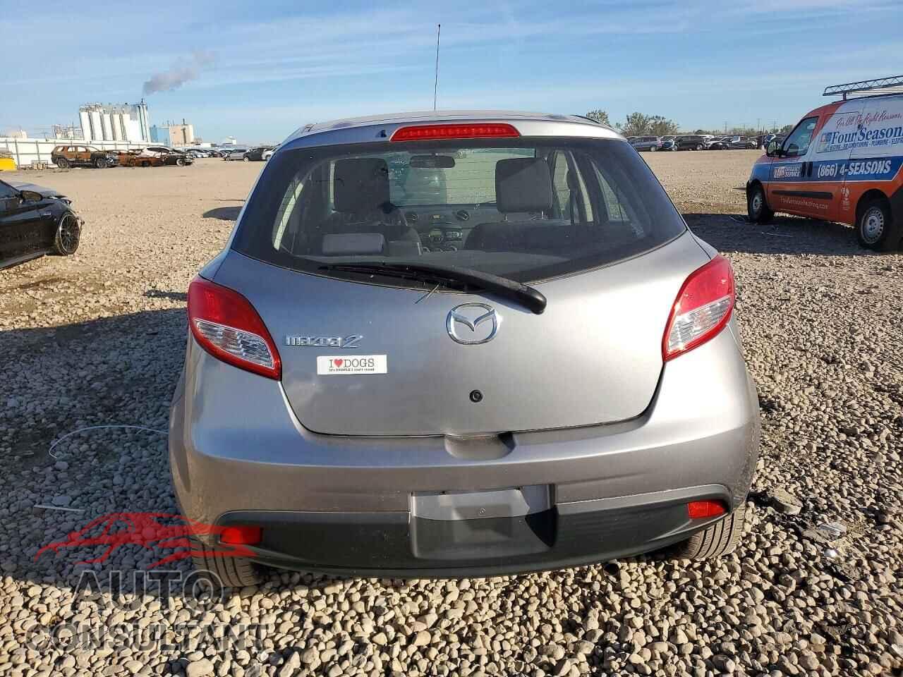 MAZDA 2 2014 - JM1DE1KY1E0171925