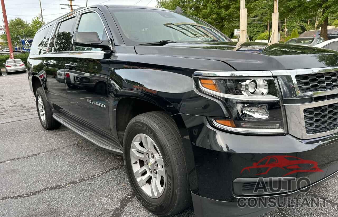 CHEVROLET SUBURBAN 2018 - 1GNSCHKC3JR187647