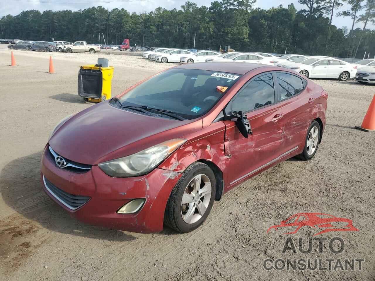 HYUNDAI ELANTRA 2013 - 5NPDH4AE8DH247089