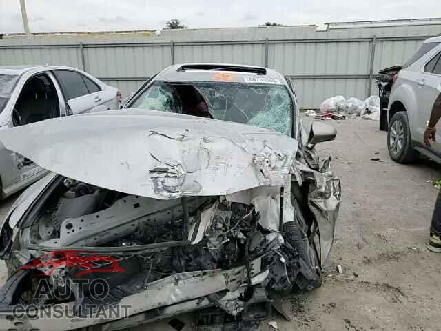 LEXUS IS 2017 - JTHCE1D26H5013848