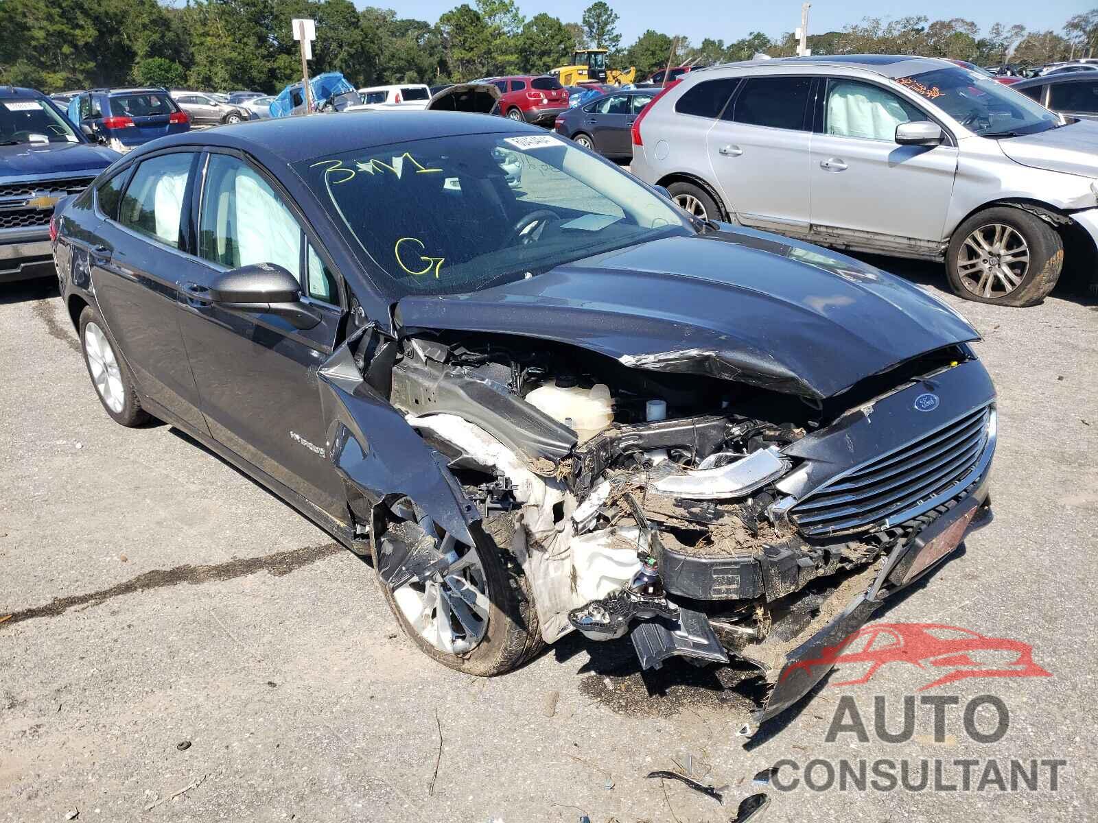 FORD FUSION 2019 - 3FA6P0LU6KR242451