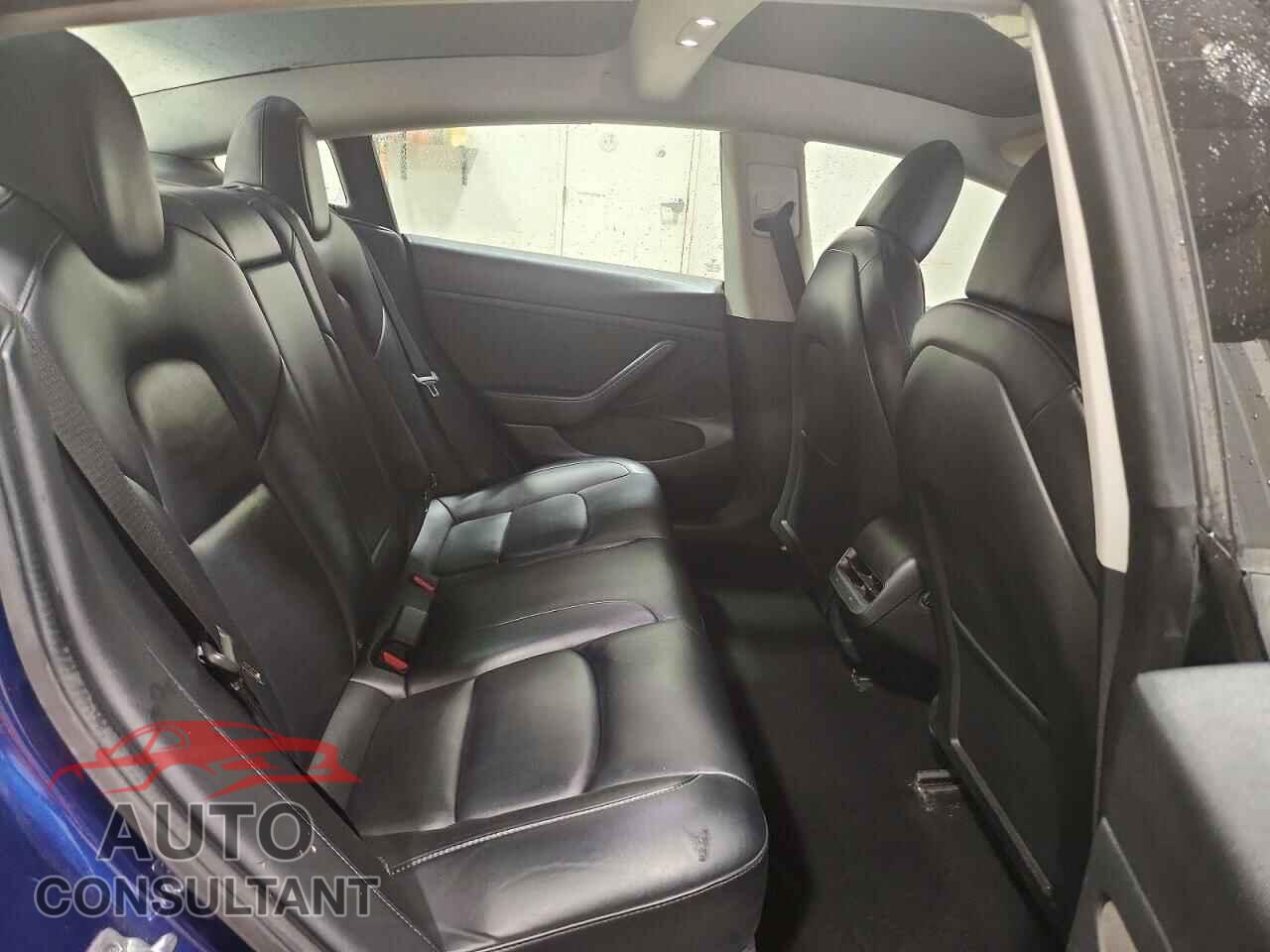 TESLA MODEL 3 2022 - 5YJ3E1EB3NF287650