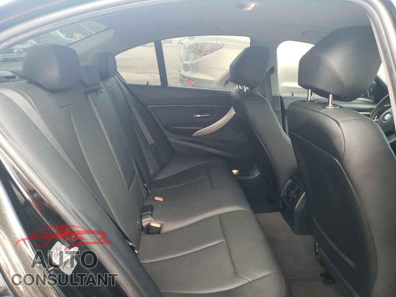 BMW 3 SERIES 2016 - WBA8E1G53GNU11897