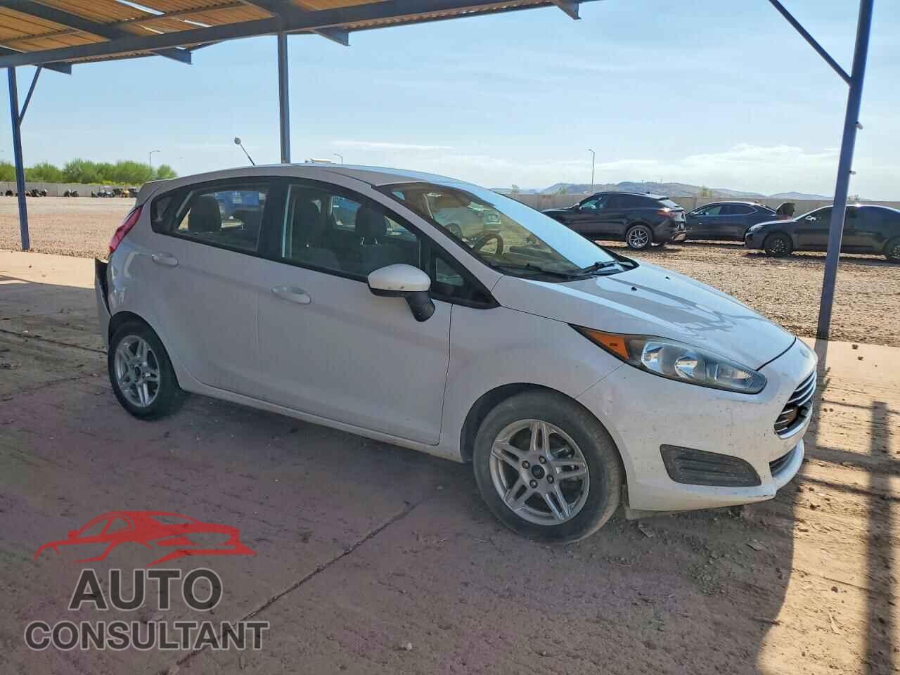 FORD FIESTA 2017 - 3FADP4EJ0HM137900