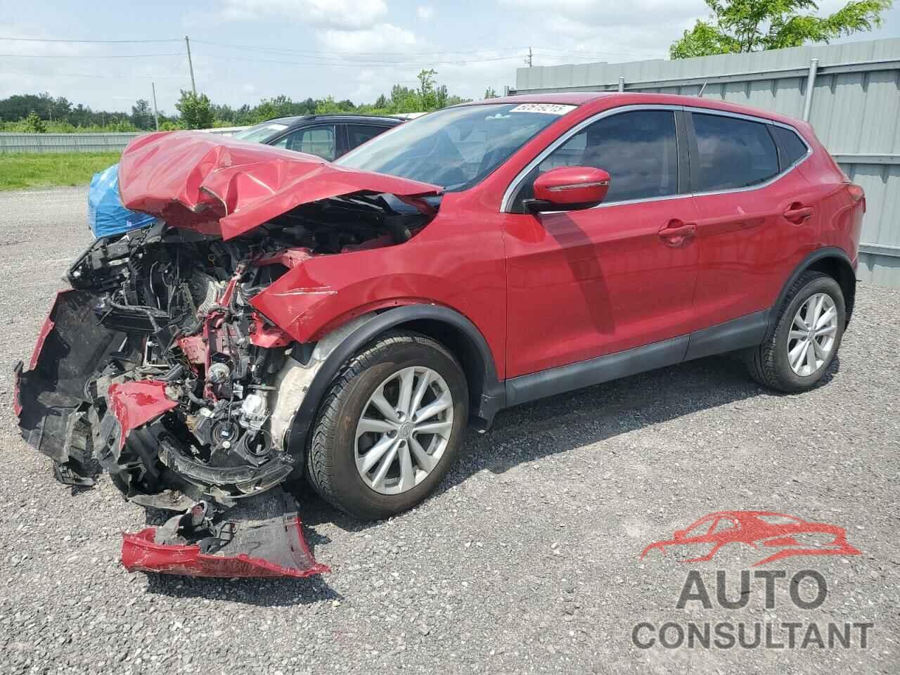NISSAN ROGUE 2017 - JN1BJ1CR2HW109402