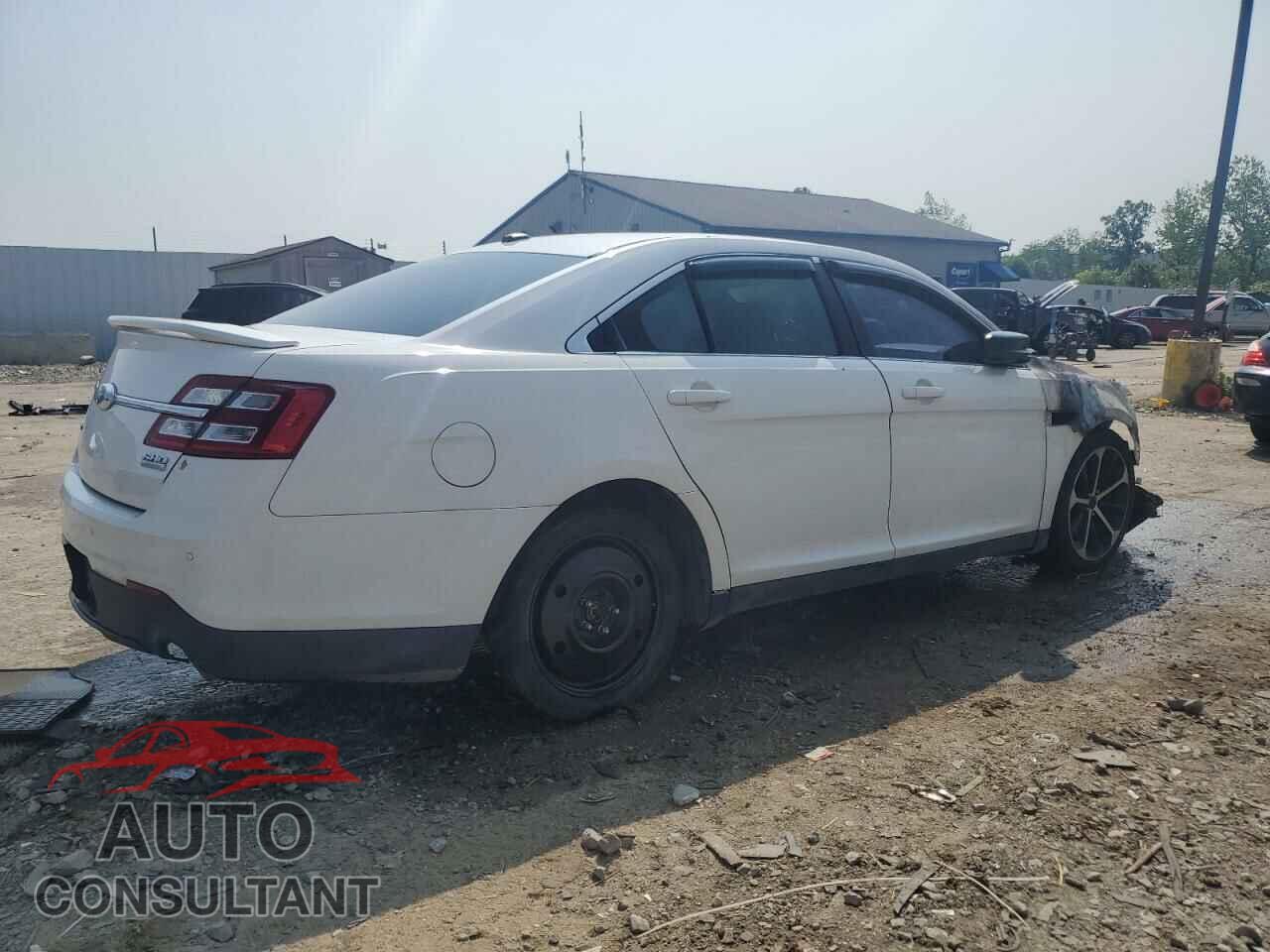 FORD TAURUS 2015 - 1FAHP2KT4FG199397