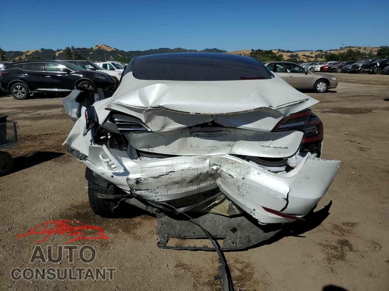 TESLA MODEL 3 2021 - 5YJ3E1EB5MF055341