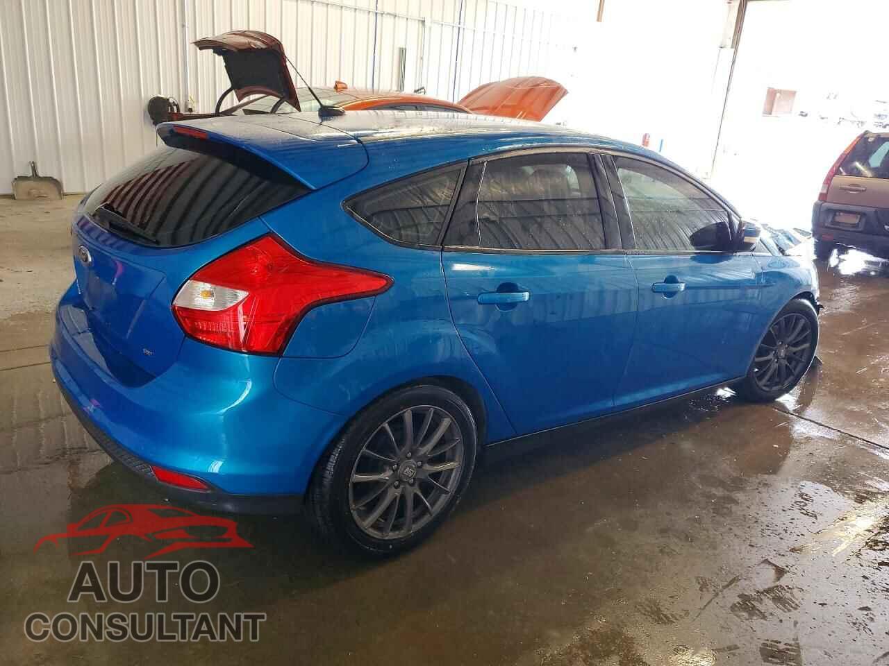 FORD FOCUS 2014 - 1FADP3K24EL202431