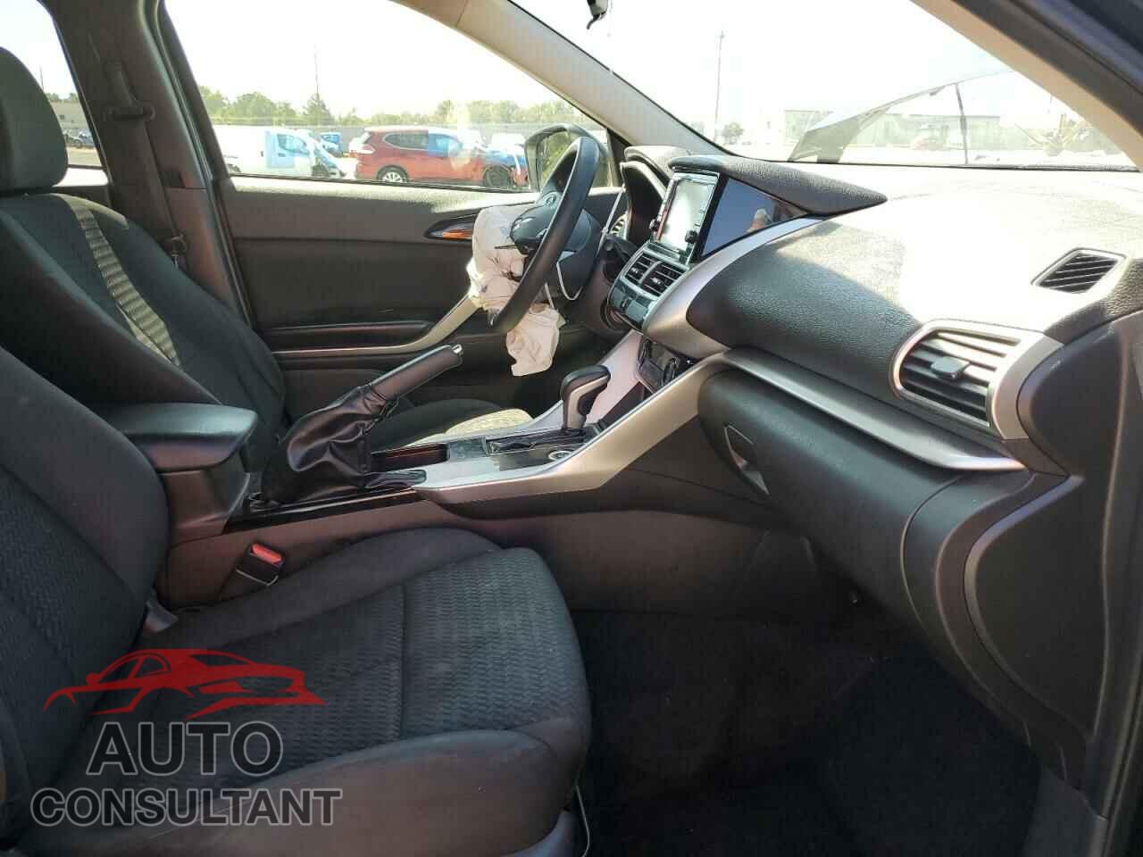 MITSUBISHI ECLIPSE 2018 - JA4AT3AA4JZ050010