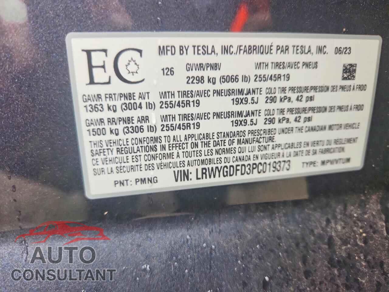TESLA MODEL Y 2023 - LRWYGDFD3PC019373