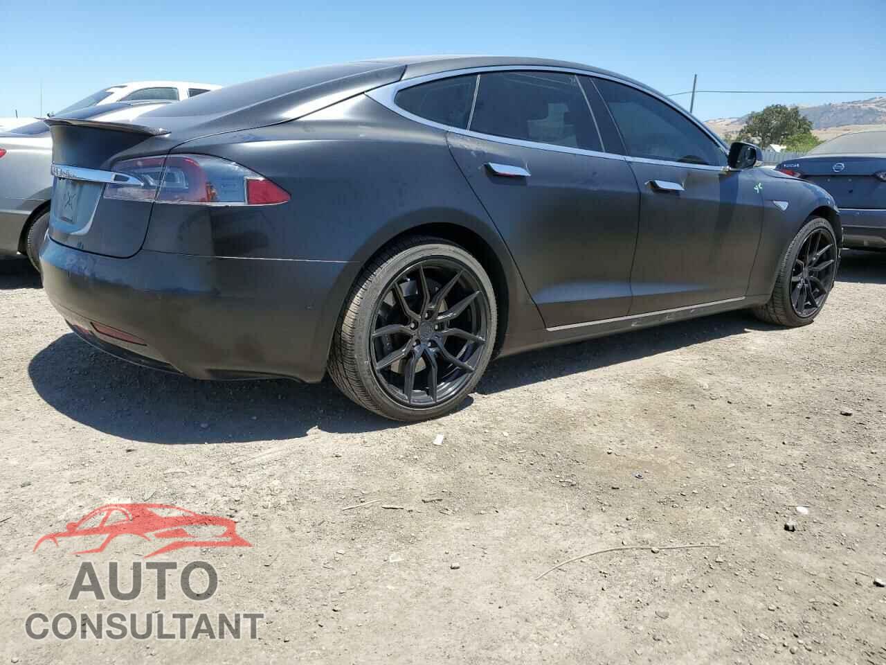 TESLA MODEL S 2016 - 5YJSA1E12GF152824