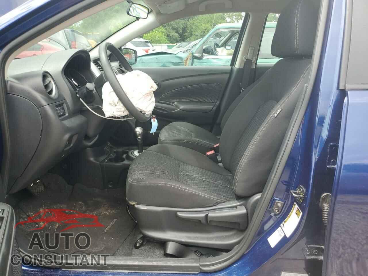 NISSAN VERSA 2019 - 3N1CN7AP3KL815935
