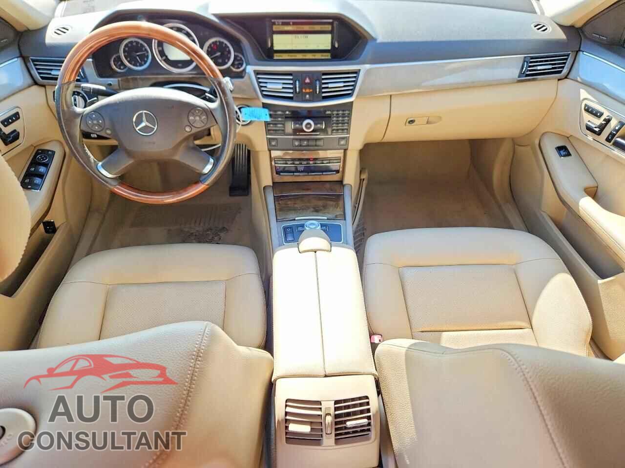 MERCEDES-BENZ E-CLASS 2010 - WDDHF5GB7AA173084