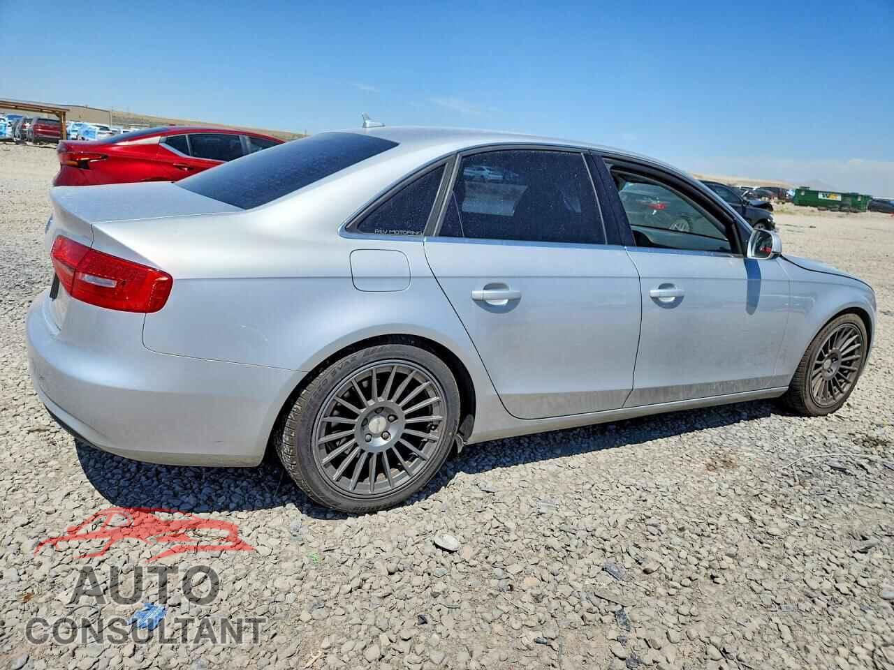 AUDI A4 2013 - WAUBFAFL6DN048736