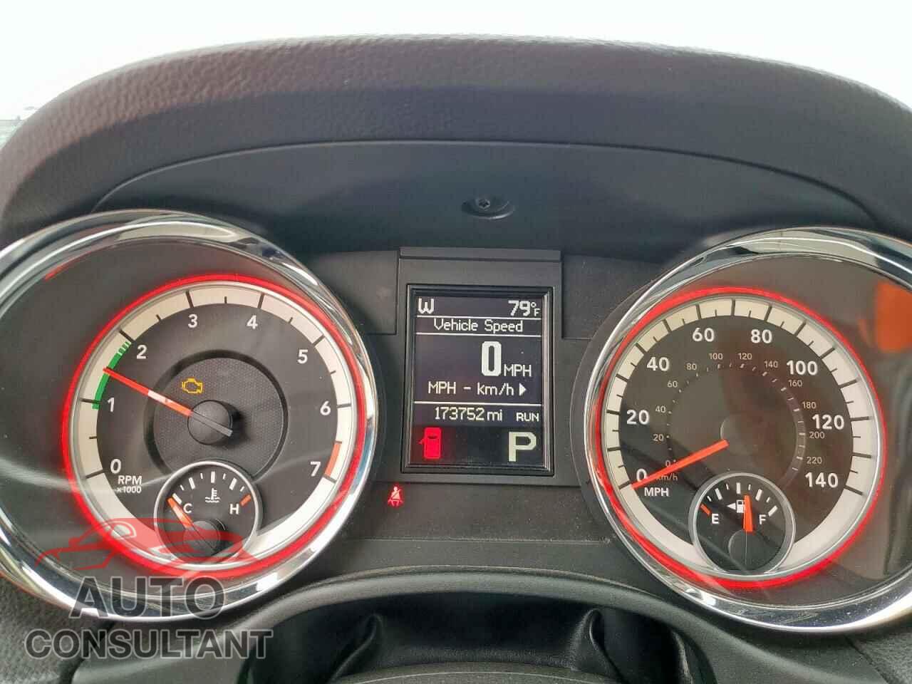 DODGE DURANGO 2013 - 1C4RDHAG4DC685467