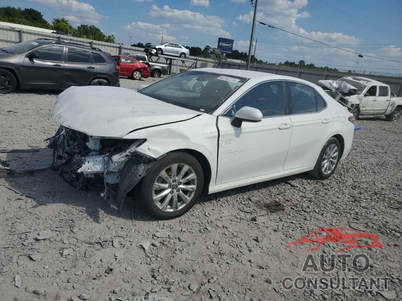 TOYOTA CAMRY 2018 - 4T1B11HKXJU032672