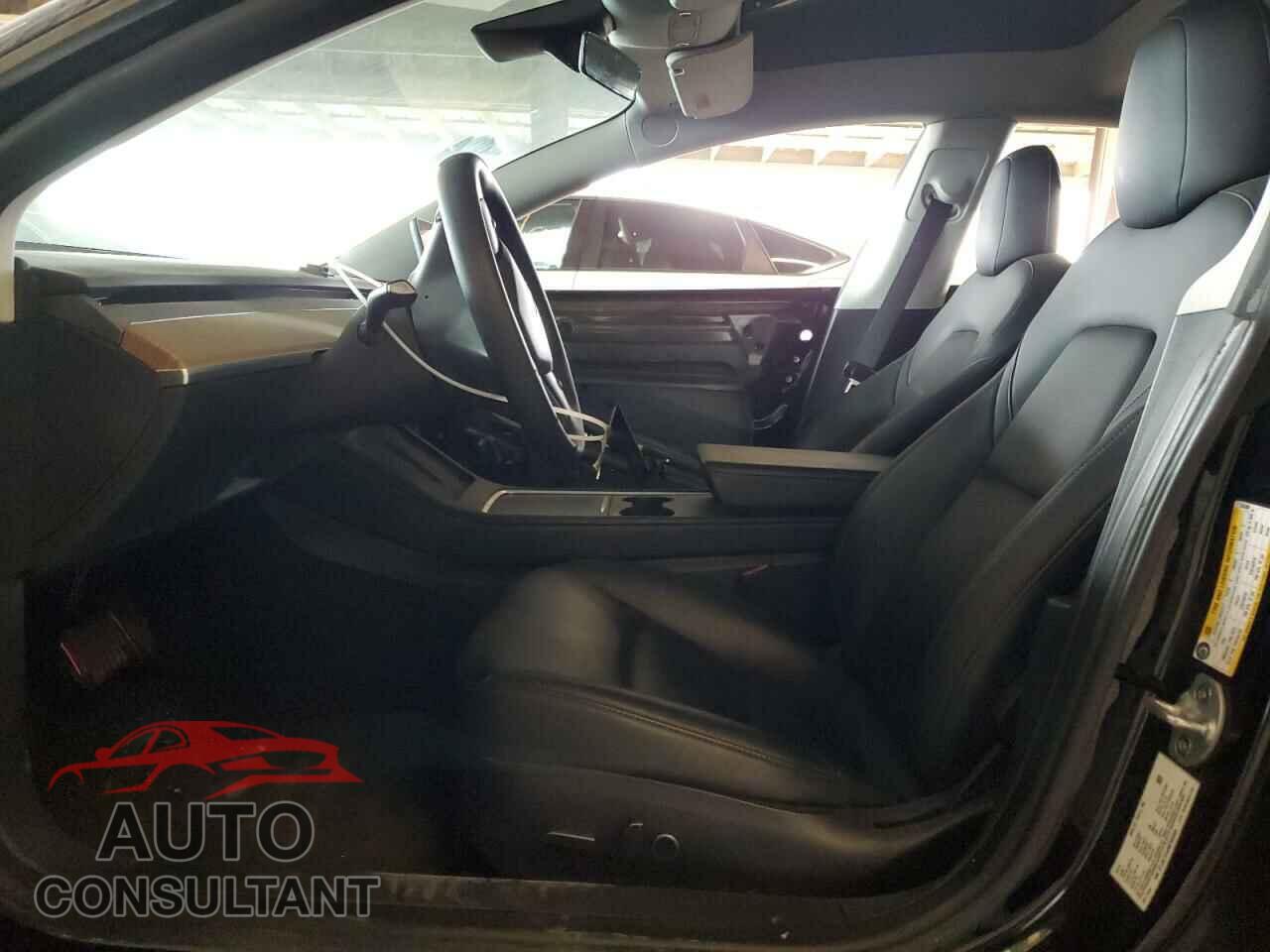 TESLA MODEL 3 2022 - 5YJ3E1EA4NF355588