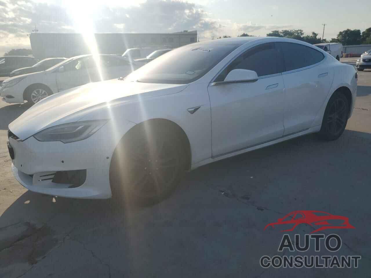 TESLA MODEL S 2018 - 5YJSA1E23JF252348