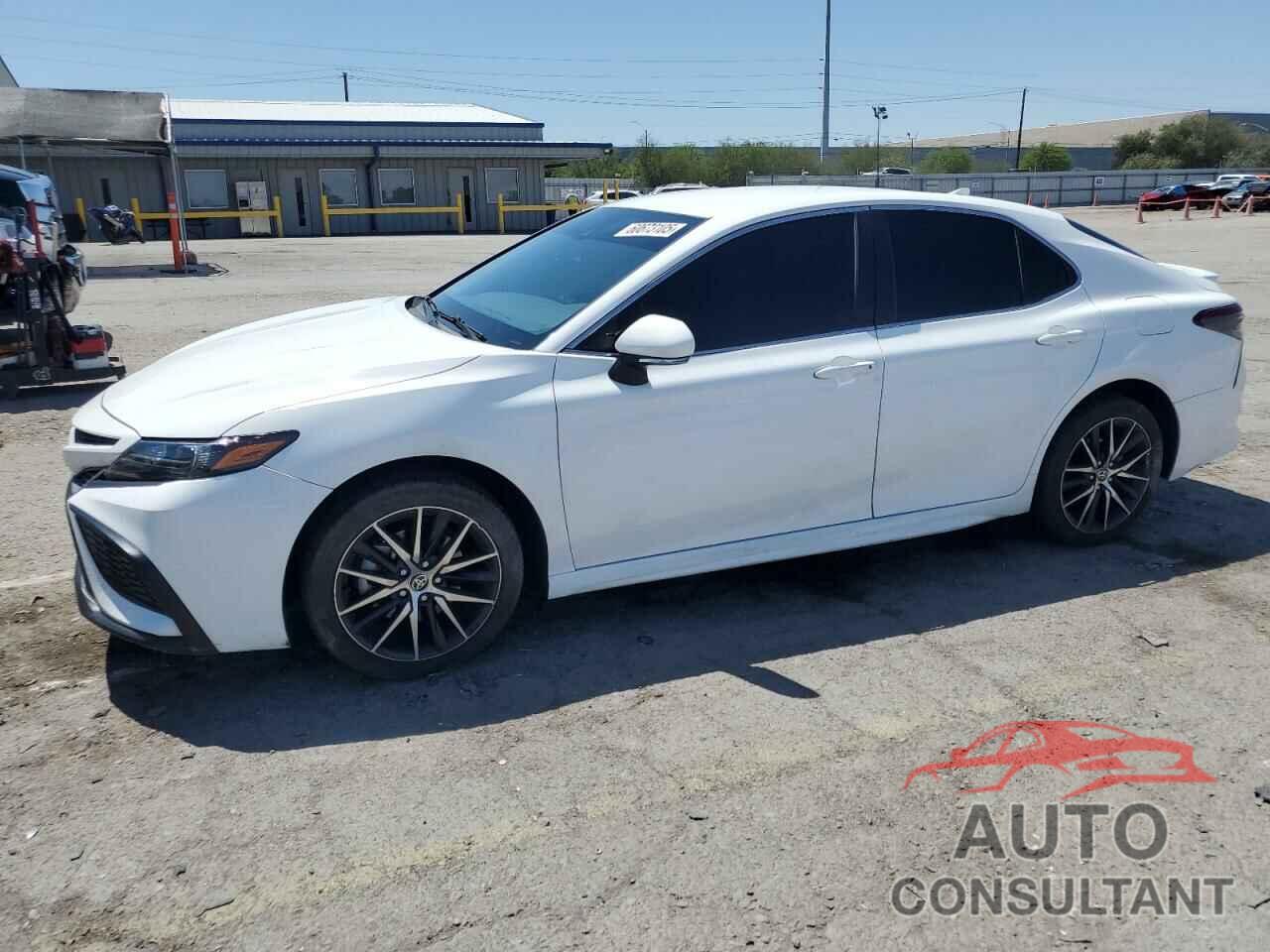 TOYOTA CAMRY 2022 - 4T1G11AK2NU638263