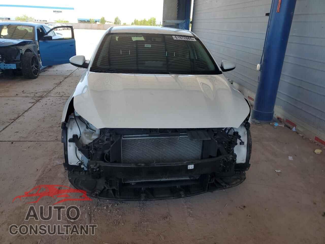 KIA FORTE 2023 - 3KPF24AD4PE657608