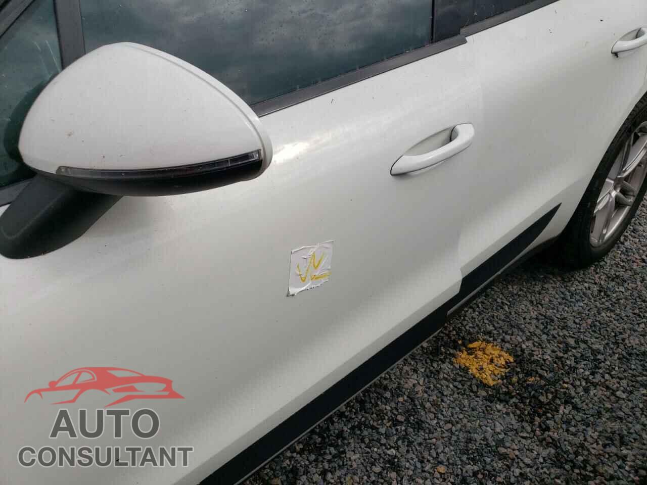 PORSCHE MACAN 2017 - WP1AB2A5XHLB21079