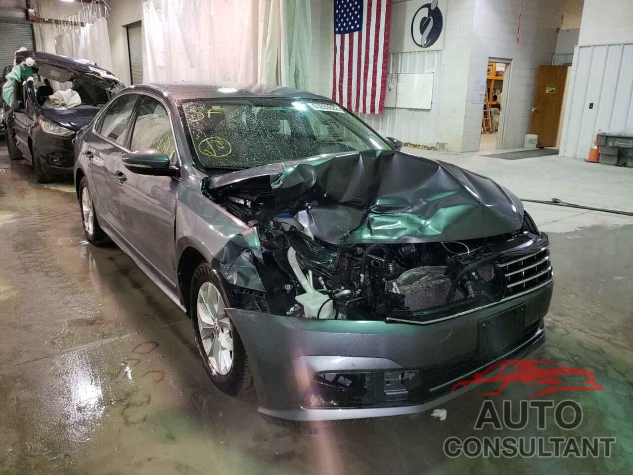VOLKSWAGEN PASSAT 2017 - 1VWAT7A31HC018317