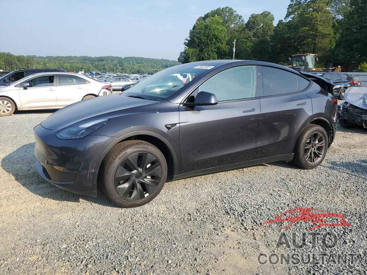 TESLA MODEL Y 2025 - 7SAYGDEDXSA353898