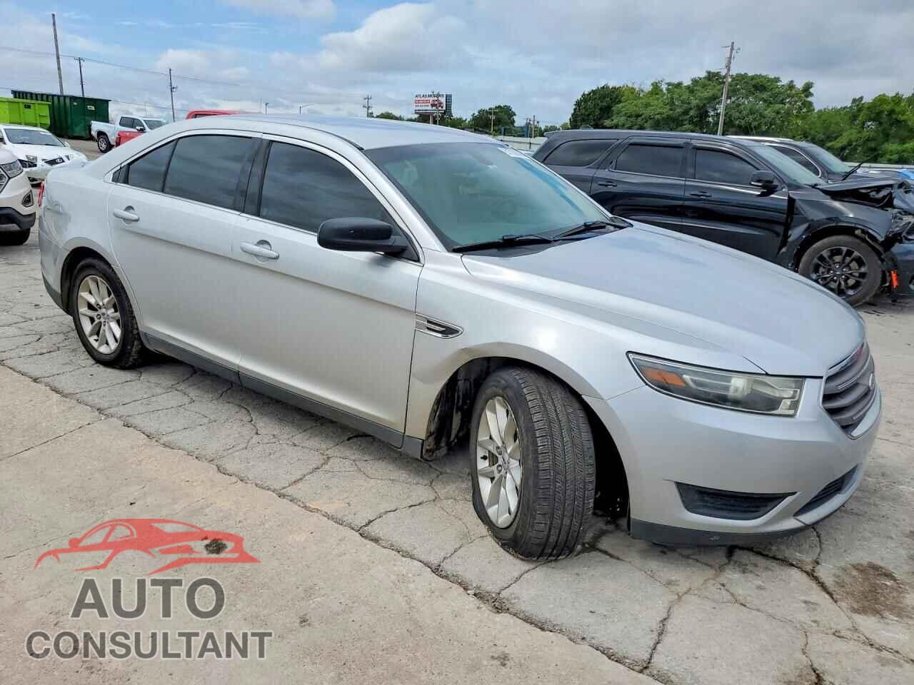 FORD TAURUS 2015 - 1FAHP2D86FG121681