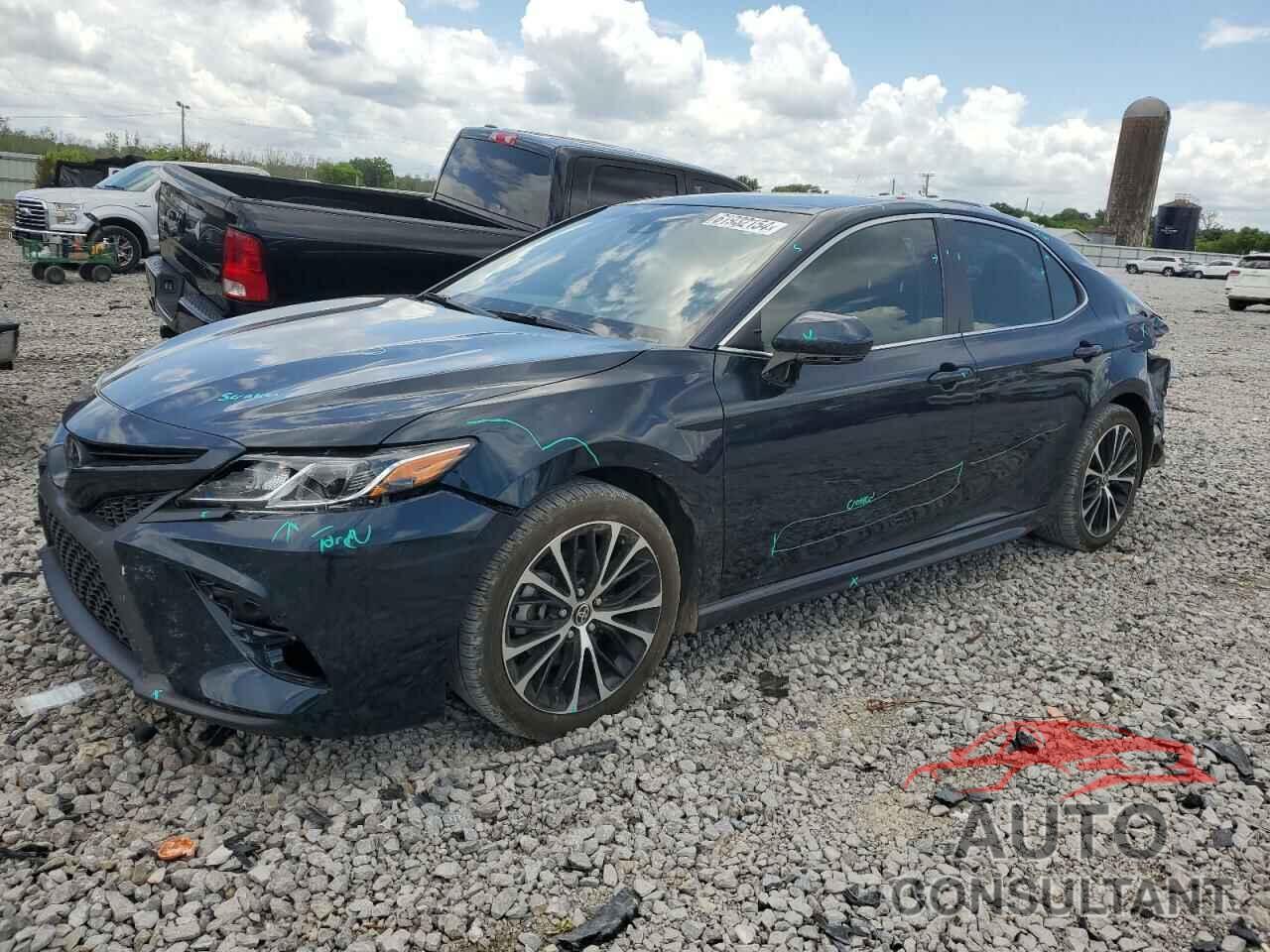 TOYOTA CAMRY 2020 - 4T1G11AK0LU971557