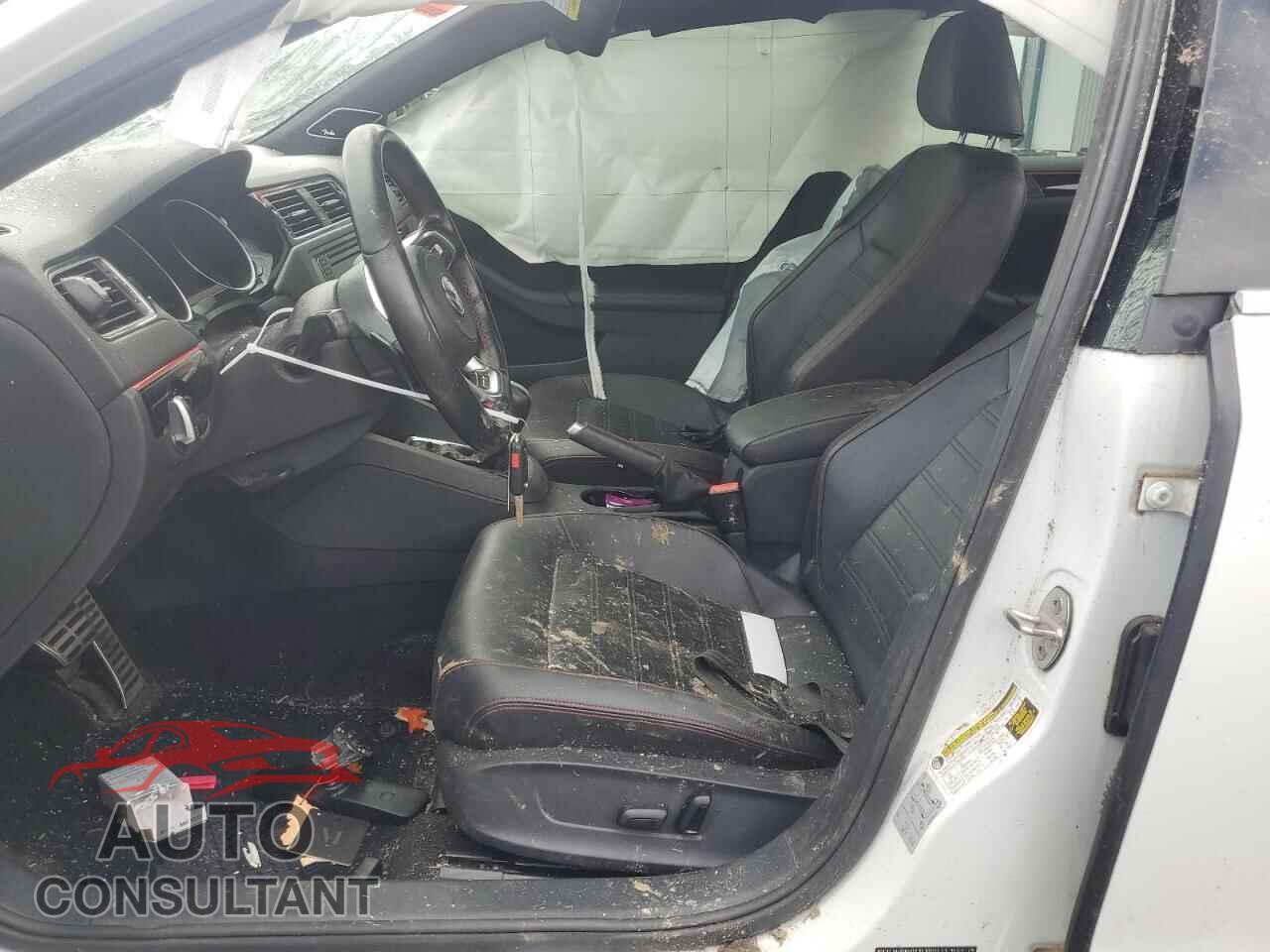 VOLKSWAGEN JETTA 2017 - 3VW4T7AJ7HM385488