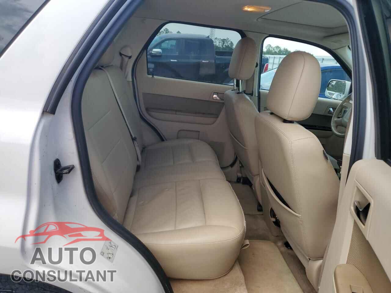 FORD ESCAPE 2011 - 1FMCU0EG2BKC28821