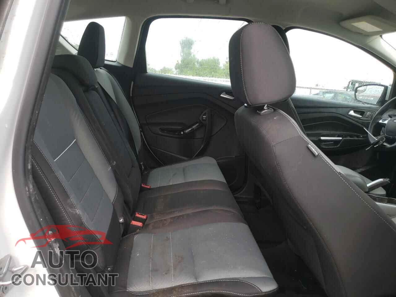 FORD CMAX 2015 - 1FADP5AU4FL101342