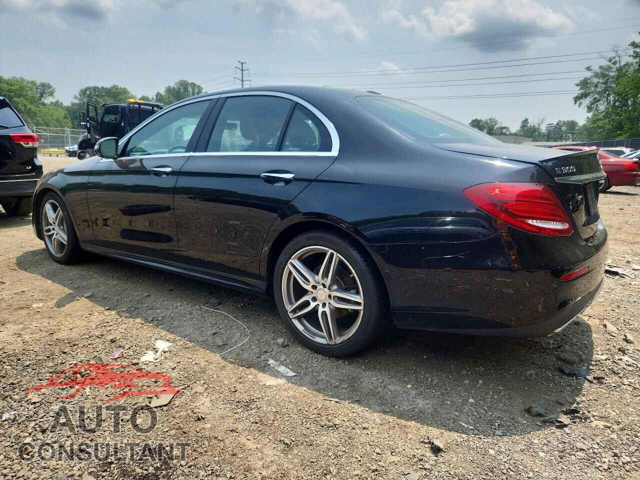 MERCEDES-BENZ E-CLASS 2017 - WDDZF4KB7HA078010