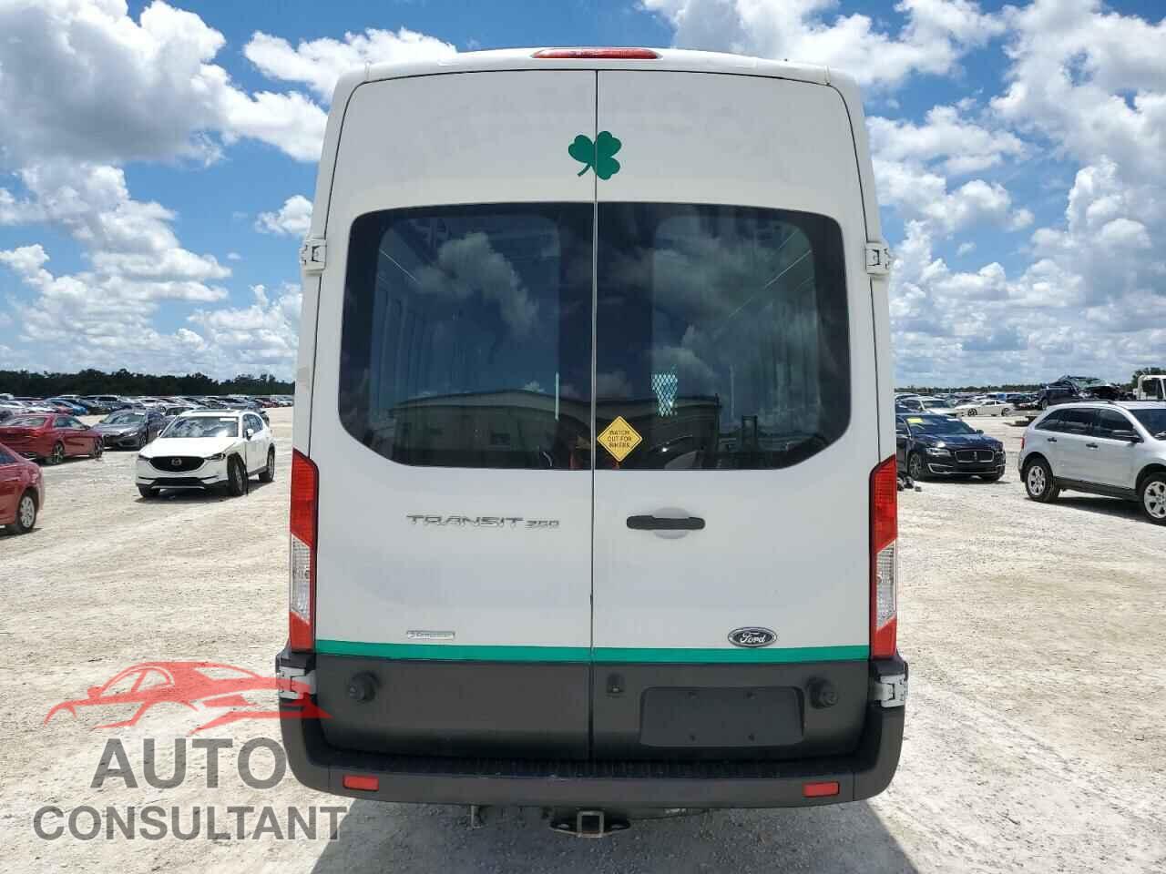 FORD TRANSIT 2016 - 1FTYR3XG6GKA67245