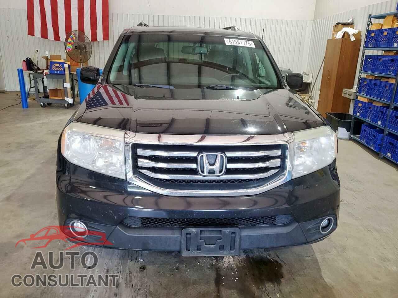 HONDA PILOT 2015 - 5FNYF3H96FB014663