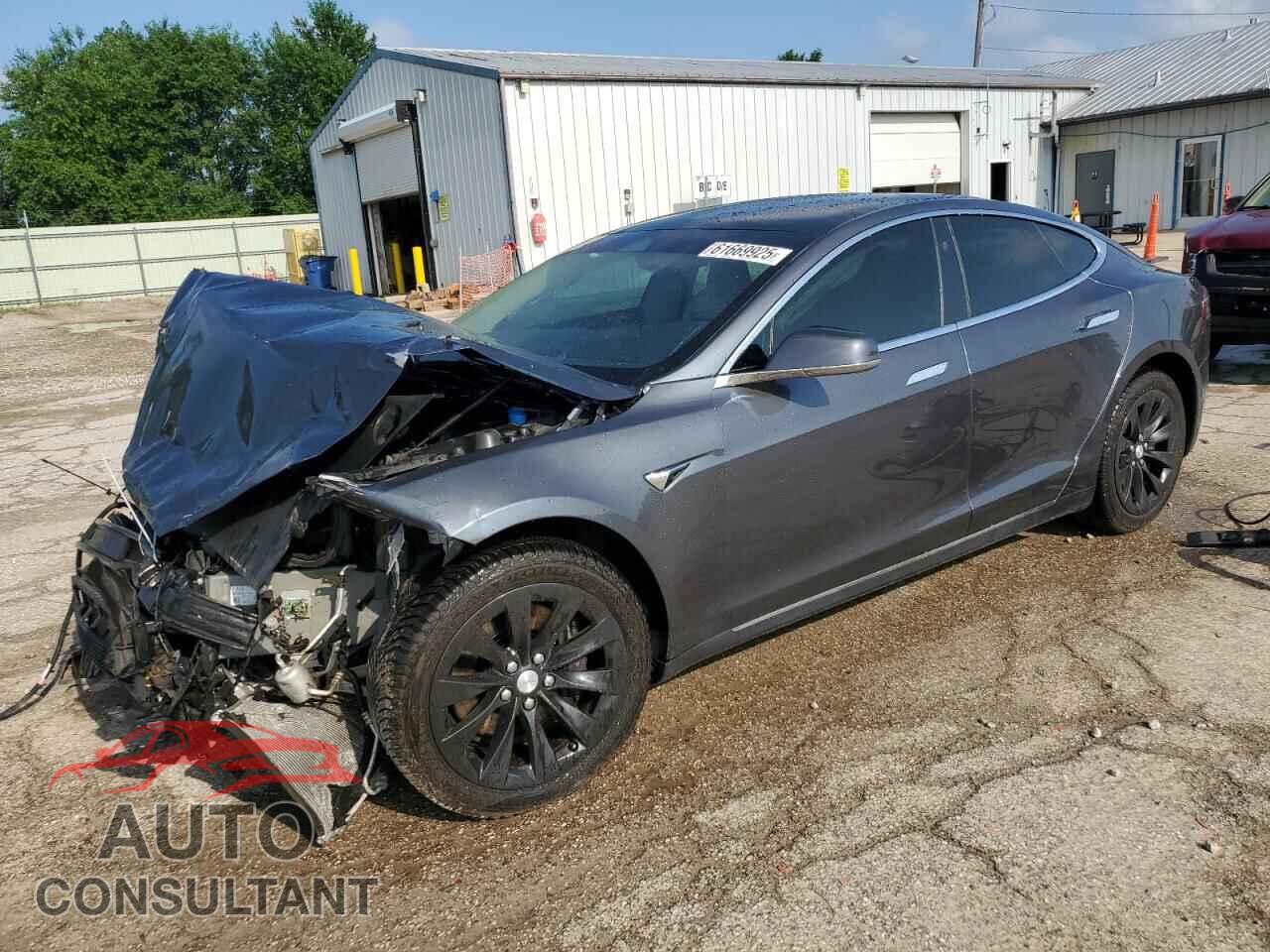 TESLA MODEL S 2018 - 5YJSA1E21JF244233