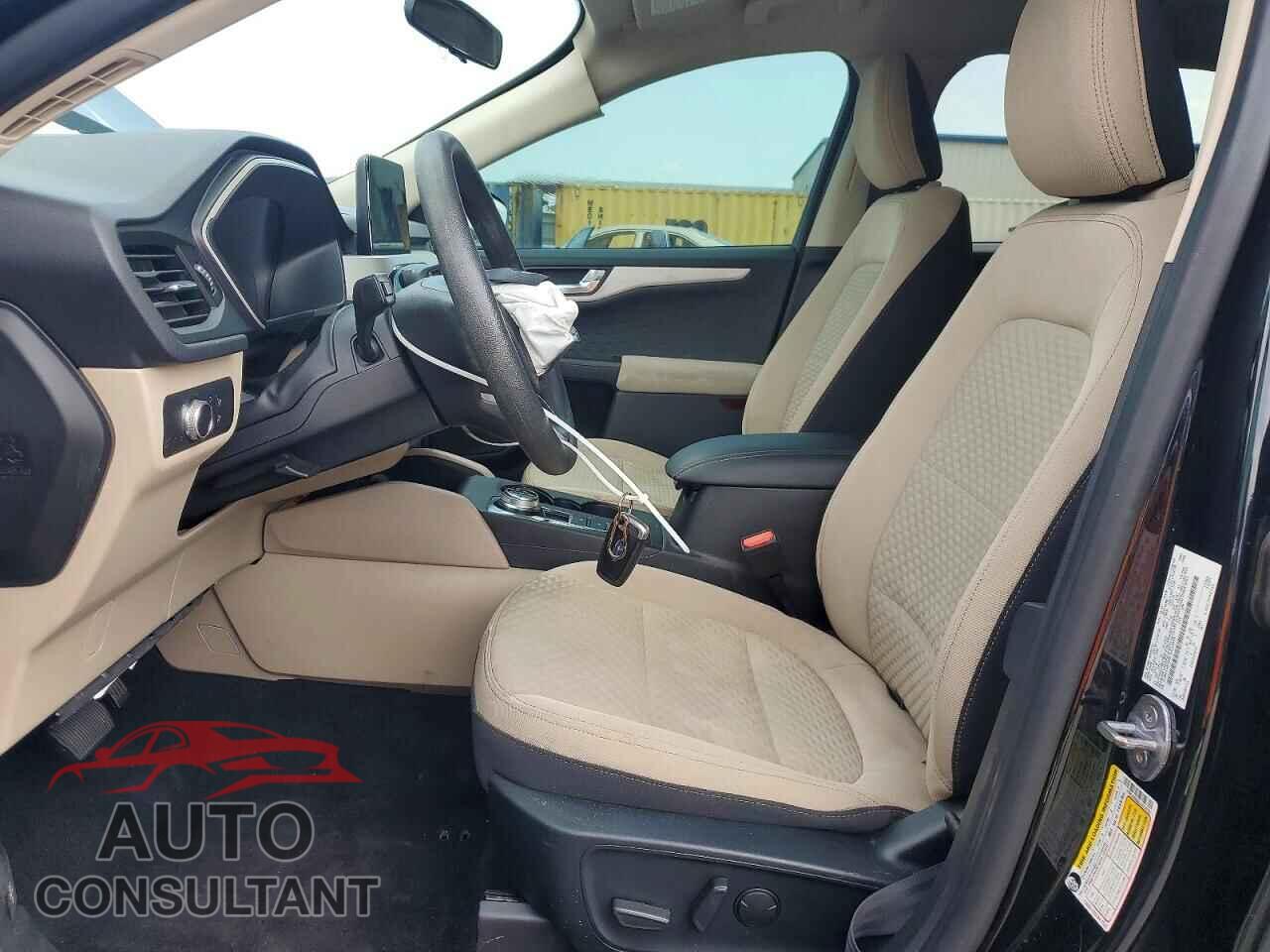 FORD ESCAPE 2020 - 1FMCU0G68LUA23935