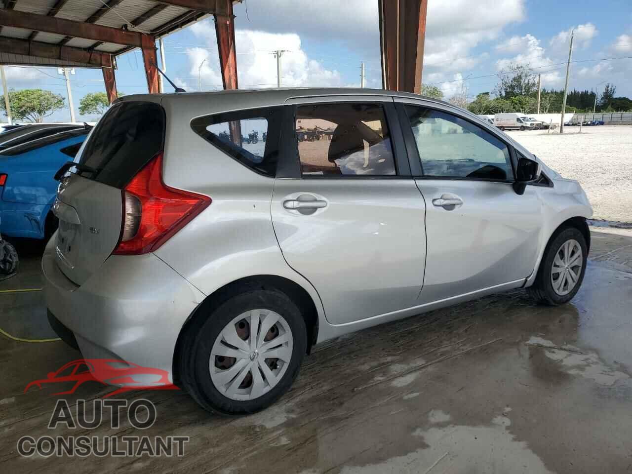 NISSAN VERSA 2019 - 3N1CE2CP3KL361458