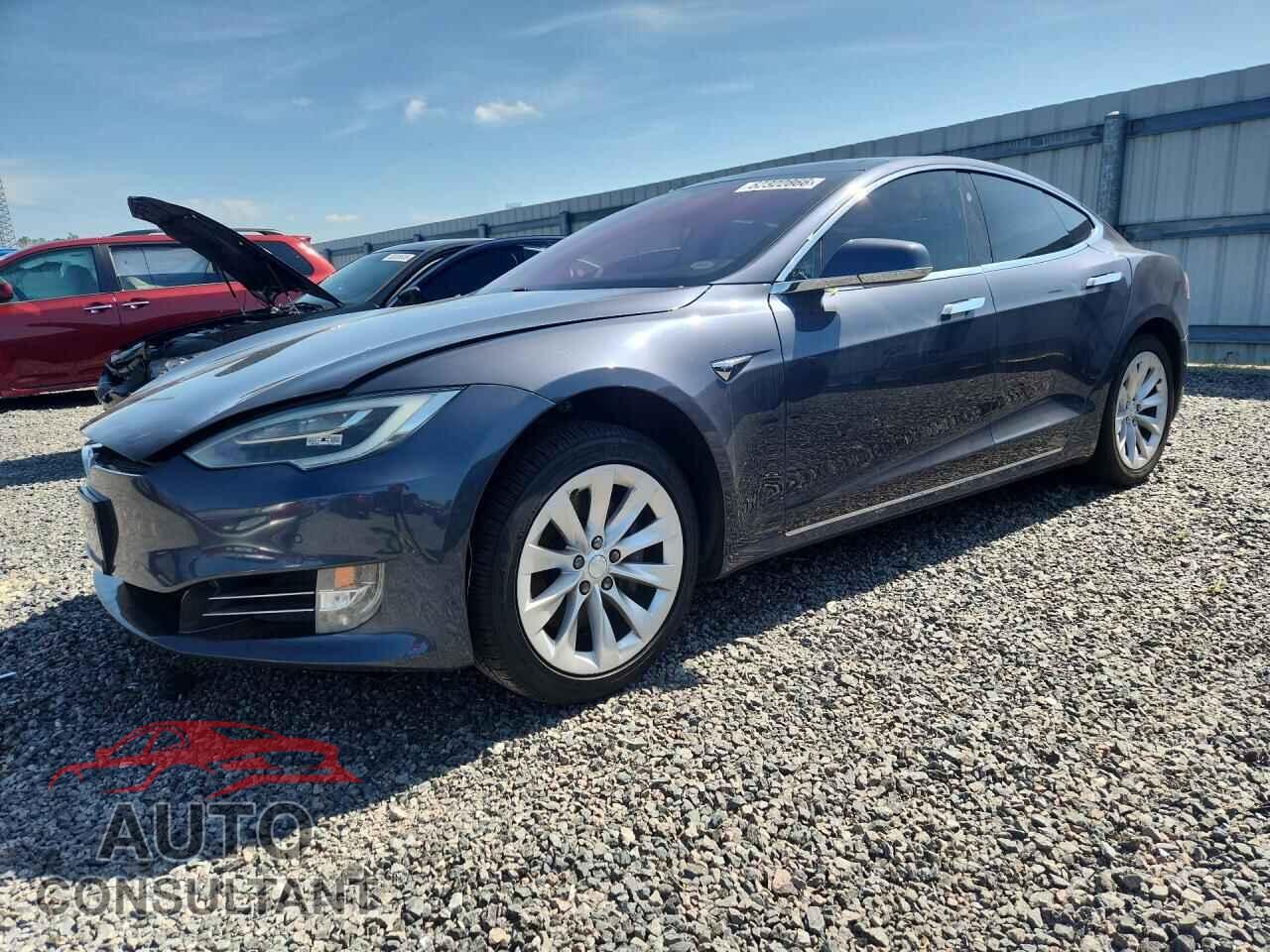 TESLA MODEL S 2017 - 5YJSA1E23HF230408