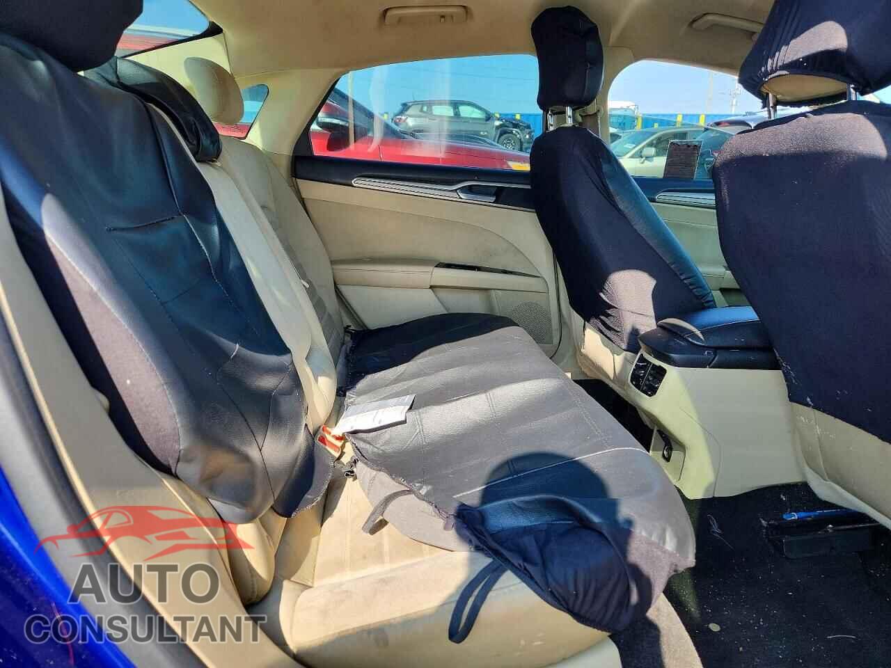 FORD FUSION 2015 - 1FA6P0H79F5128200