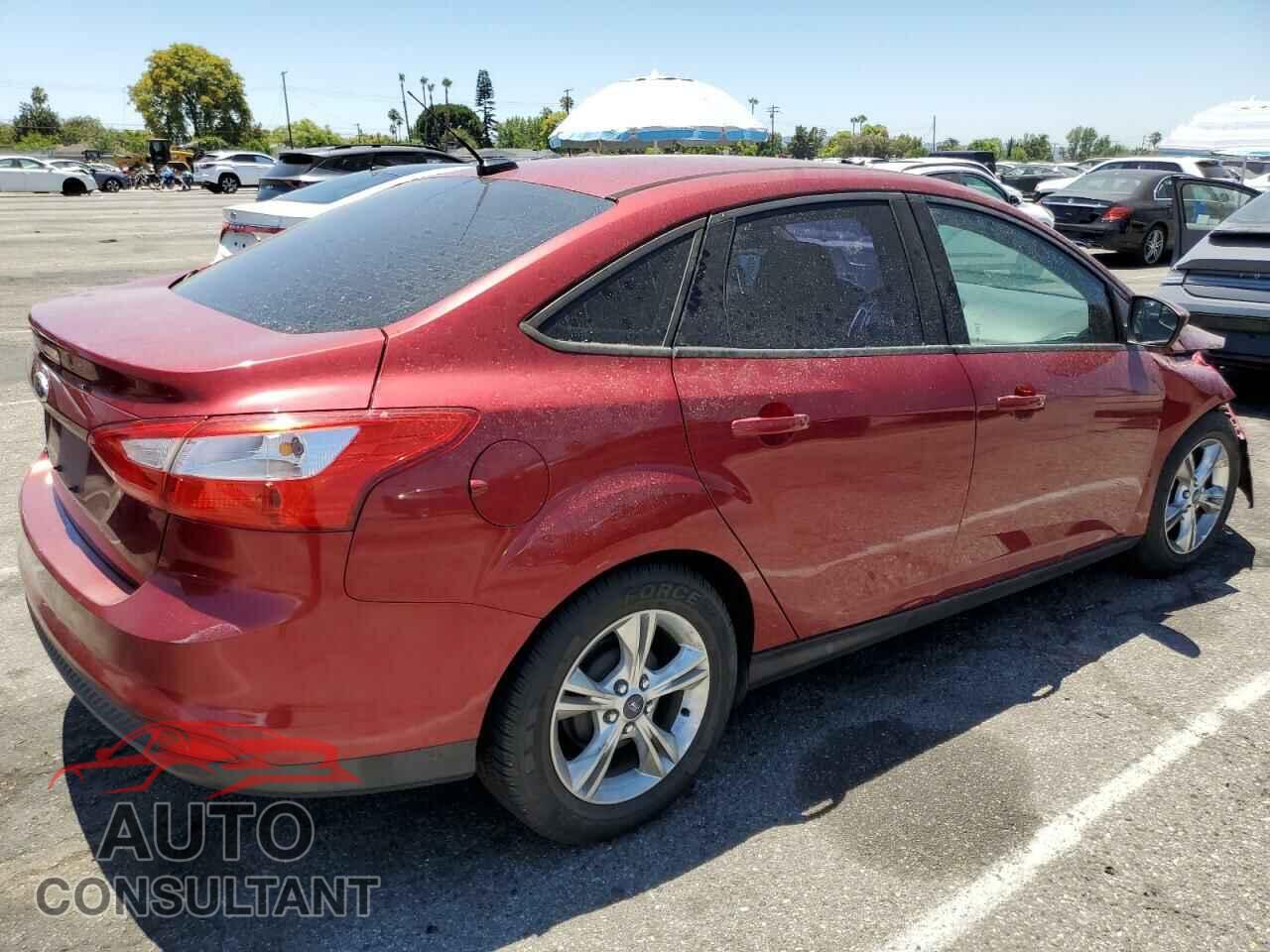 FORD FOCUS 2014 - 1FADP3F2XEL294557