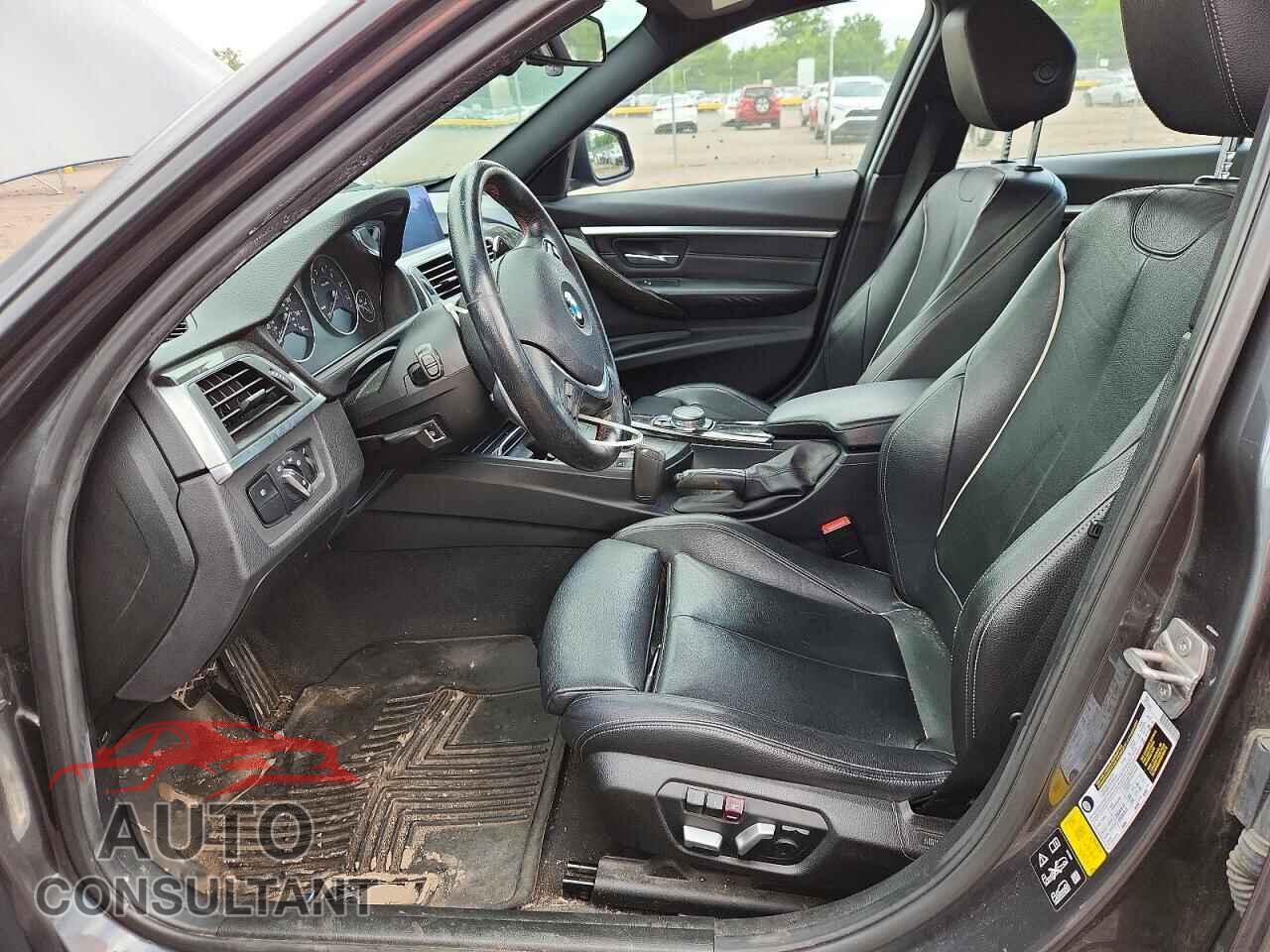 BMW 3 SERIES 2016 - WBA8E3G54GNU01908