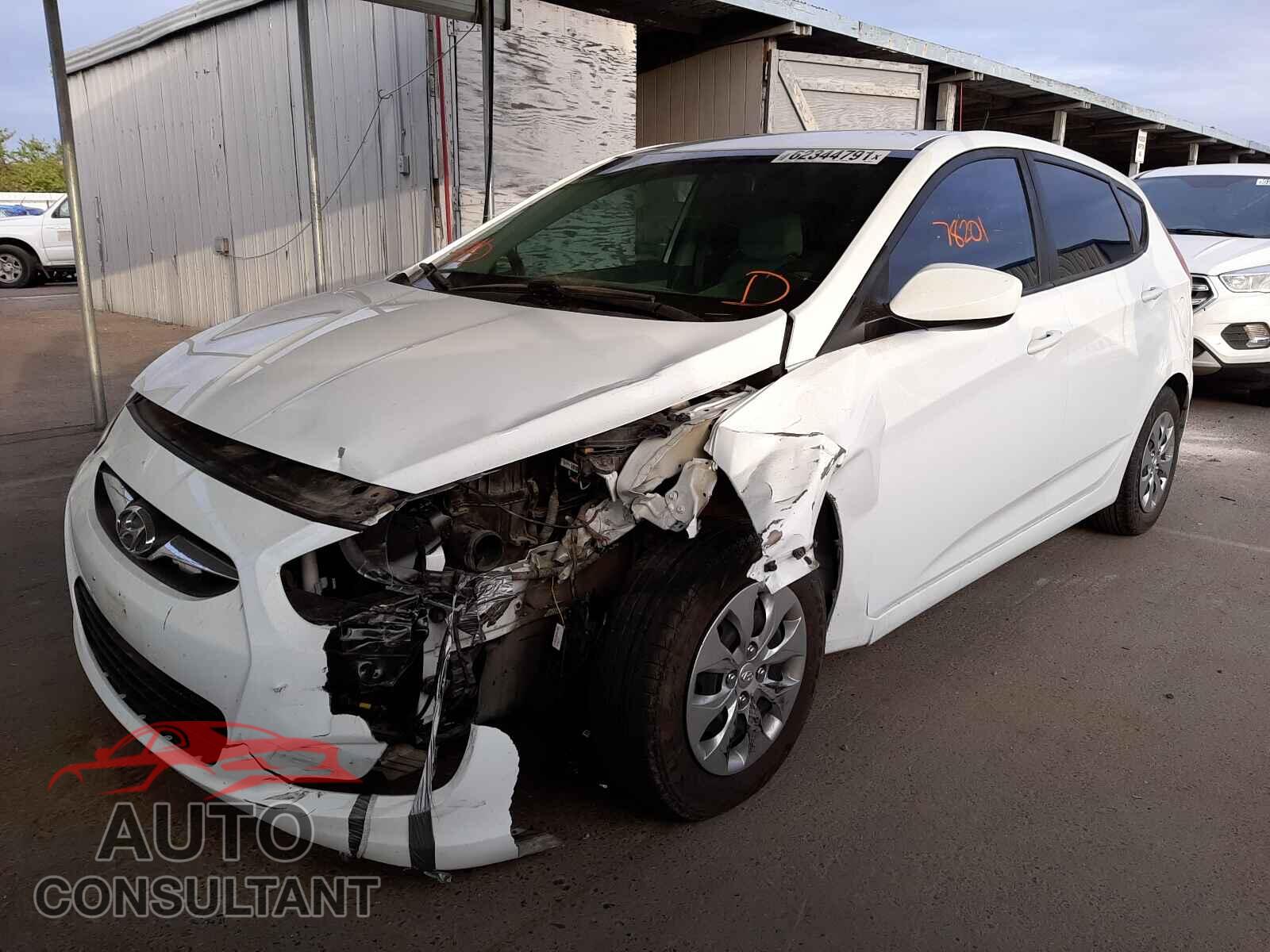 HYUNDAI ACCENT 2017 - KMHCT5AE5HU350431