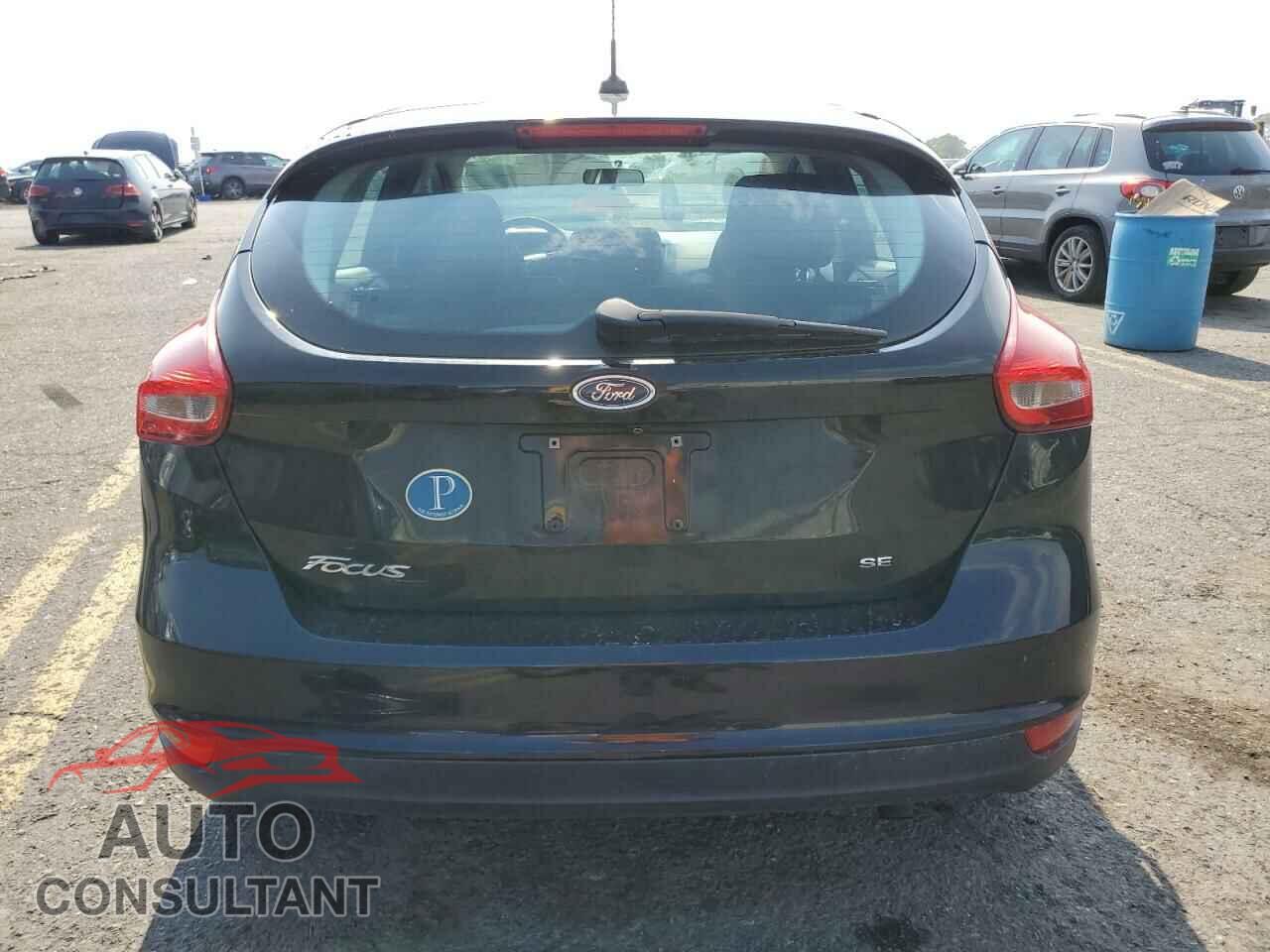 FORD FOCUS 2017 - 1FADP3K22HL246464