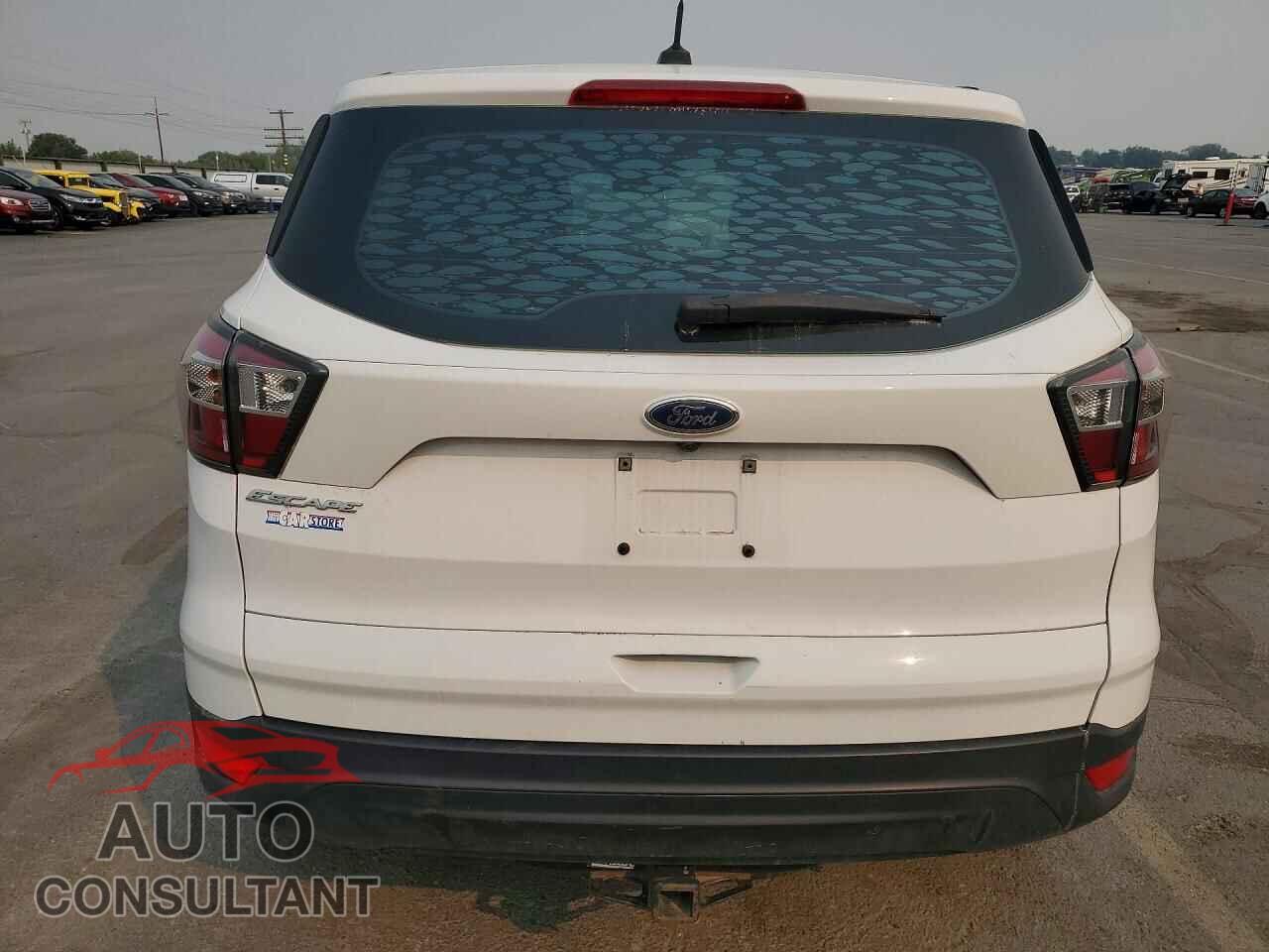 FORD ESCAPE 2017 - 1FMCU0F74HUB44916